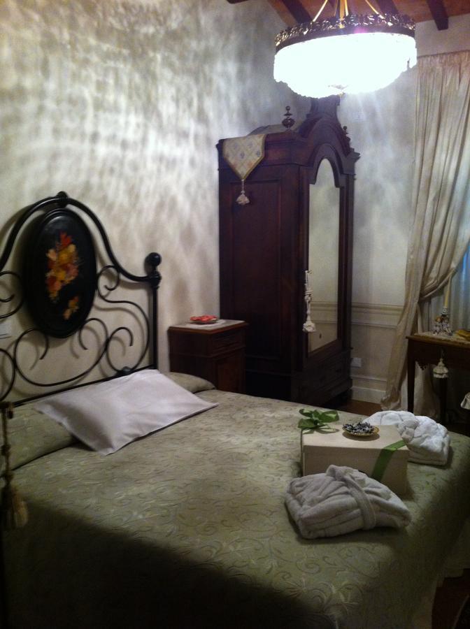 B&B Al Re Cesena Bagian luar foto