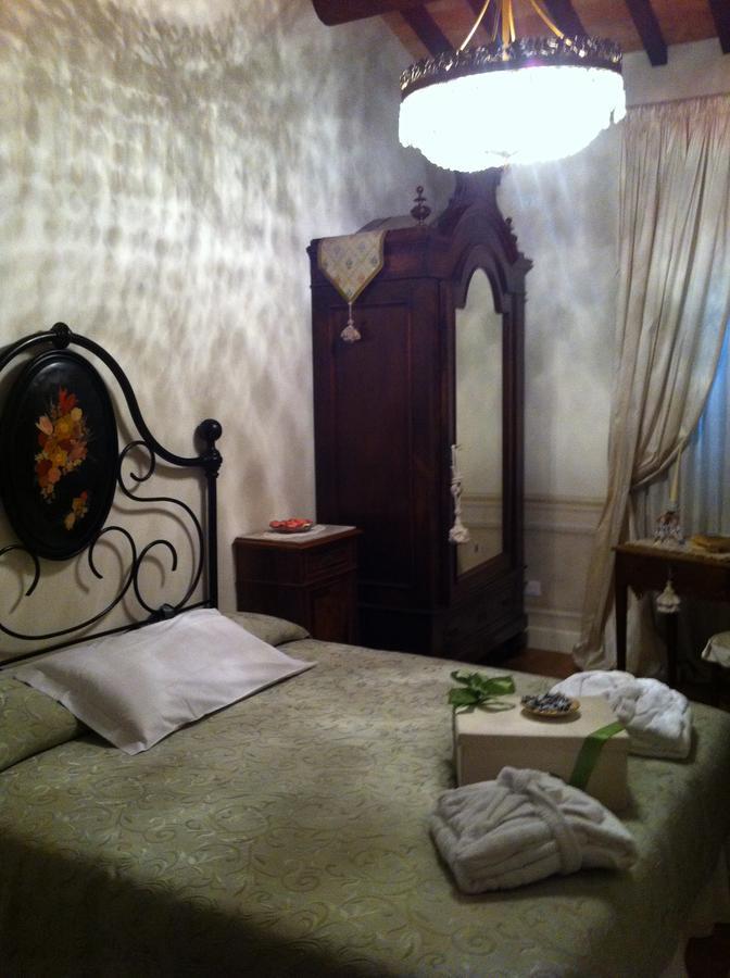 B&B Al Re Cesena Bagian luar foto